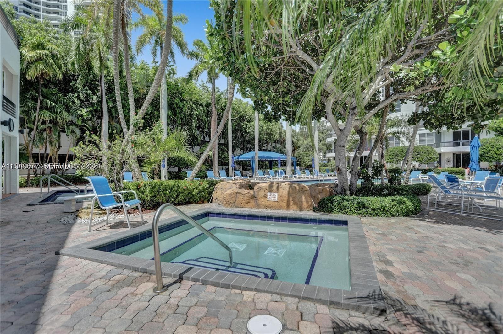 3600 Mystic Pointe Dr # 1017, Aventura FL 33180 — 41