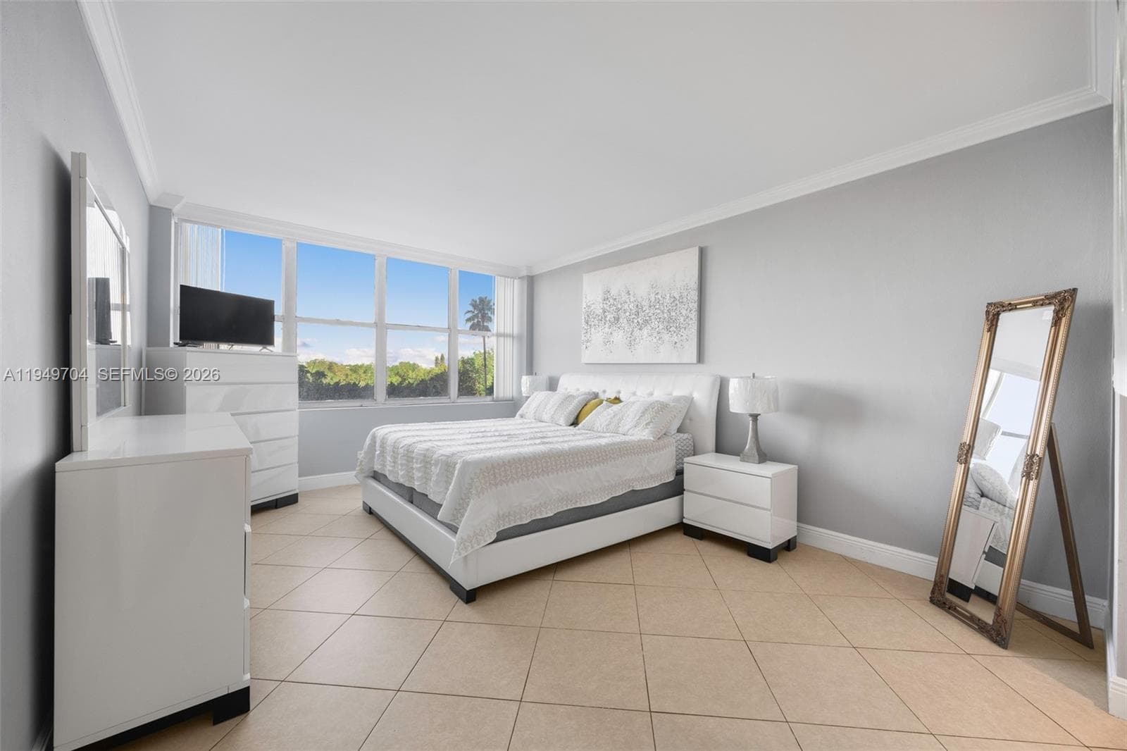 7441 Wayne Ave # 2B, Miami Beach FL 33141 — 6