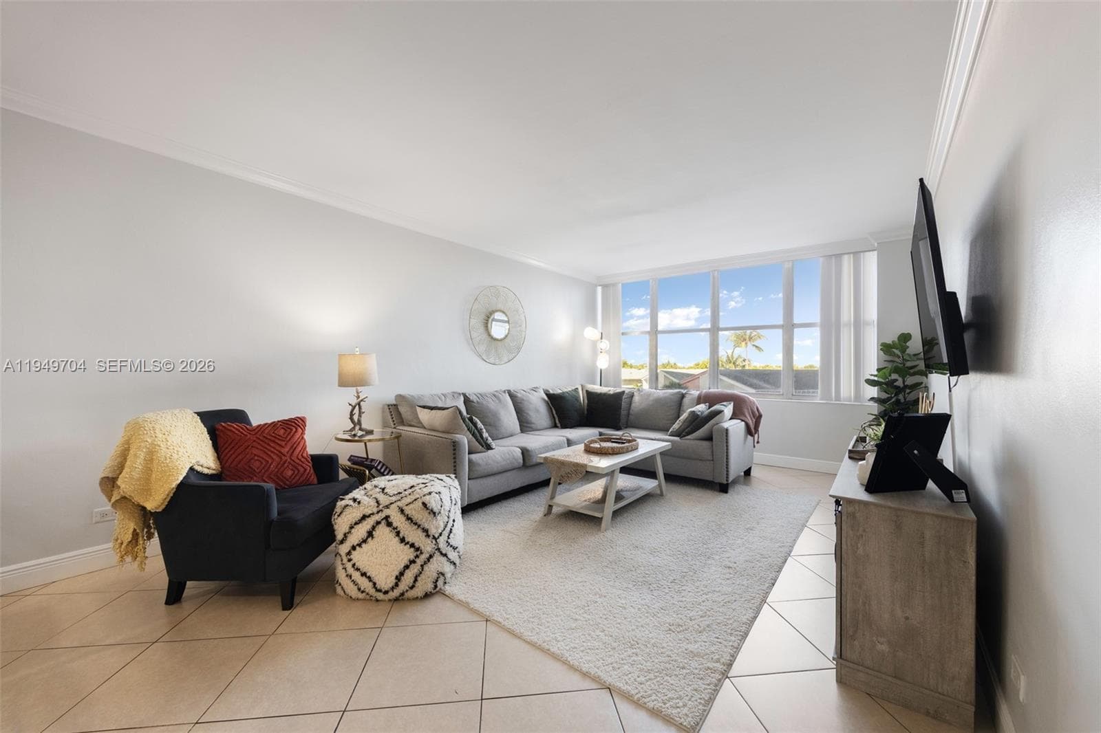7441 Wayne Ave # 2B, Miami Beach FL 33141 — 1