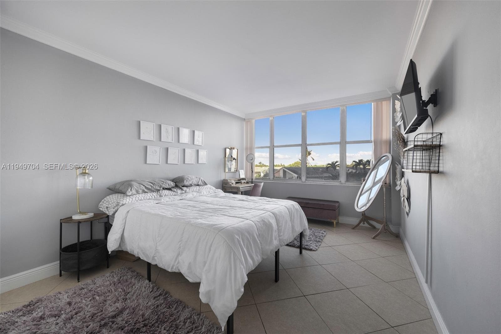 7441 Wayne Ave # 2B, Miami Beach FL 33141 — 9