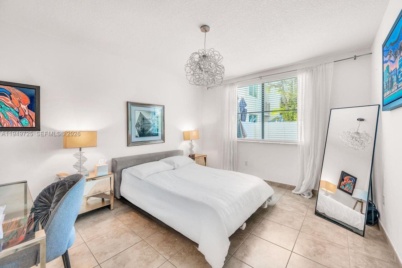 110 Washington Ave # 2310, Miami Beach FL 33139 — 13