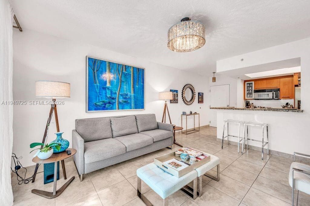 110 Washington Ave # 2310, Miami Beach FL 33139 — 3