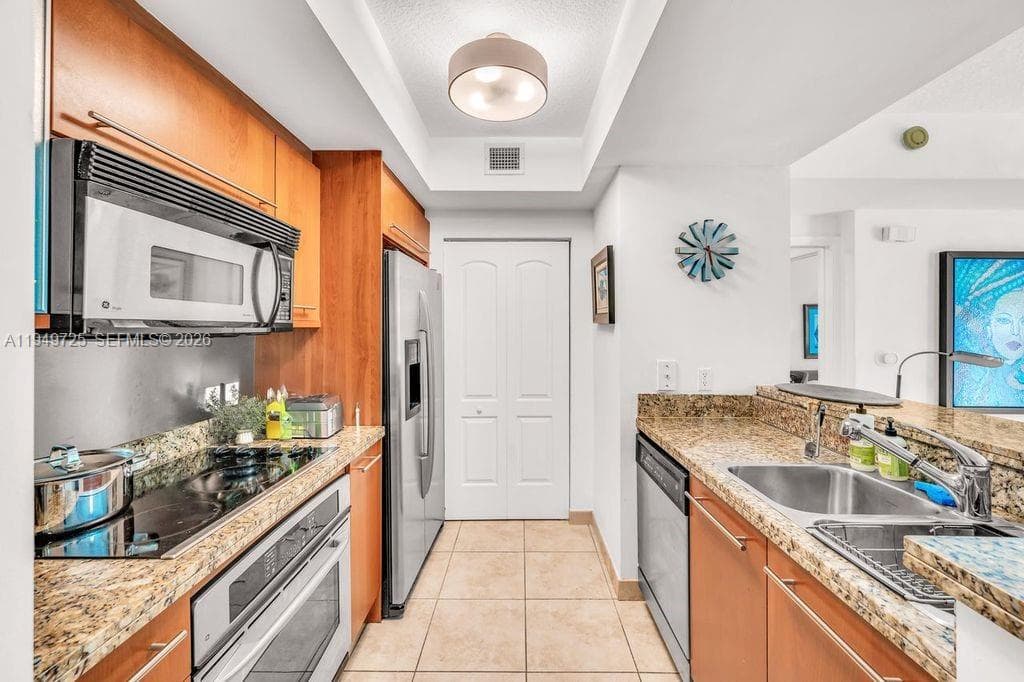 110 Washington Ave # 2310, Miami Beach FL 33139 — 8