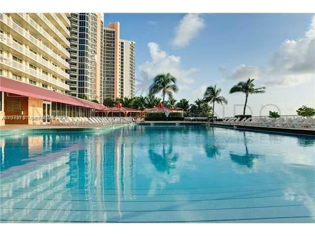 19201 Collins Ave # 831, Sunny Isles Beach FL 33160 — 13