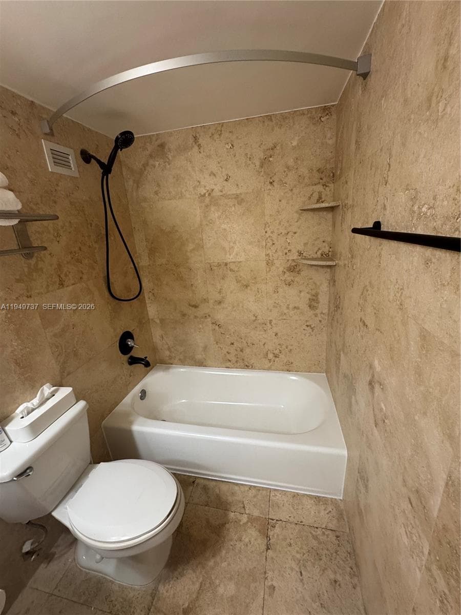 19201 Collins Ave # 831, Sunny Isles Beach FL 33160 — 11