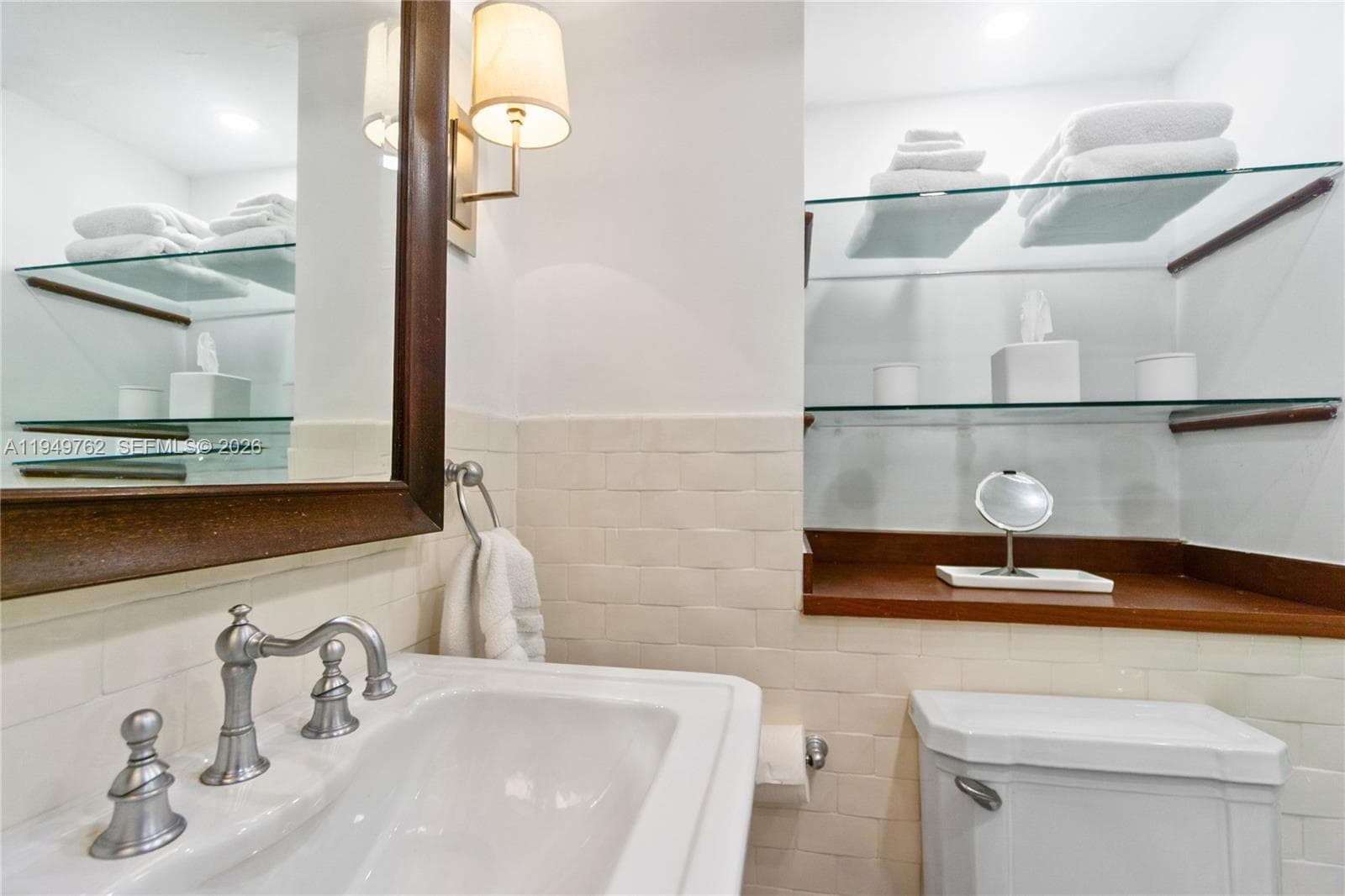 100 Lincoln Rd # 1447, Miami Beach FL 33139 — 16