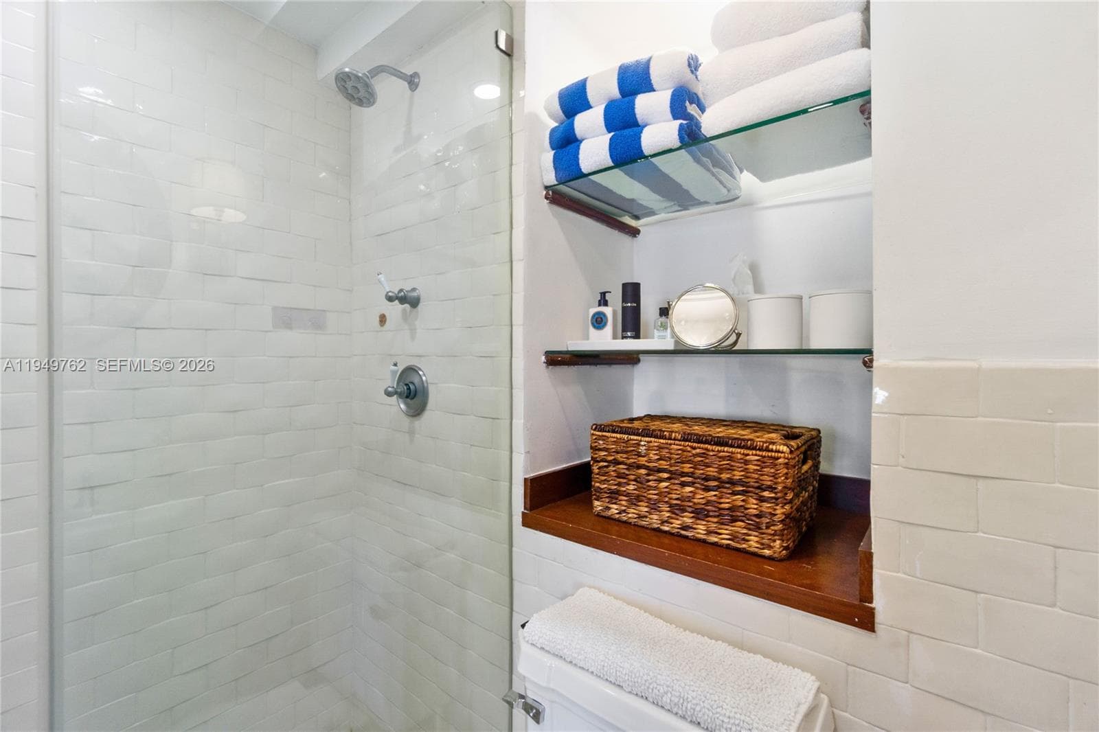 100 Lincoln Rd # 1447, Miami Beach FL 33139 — 22