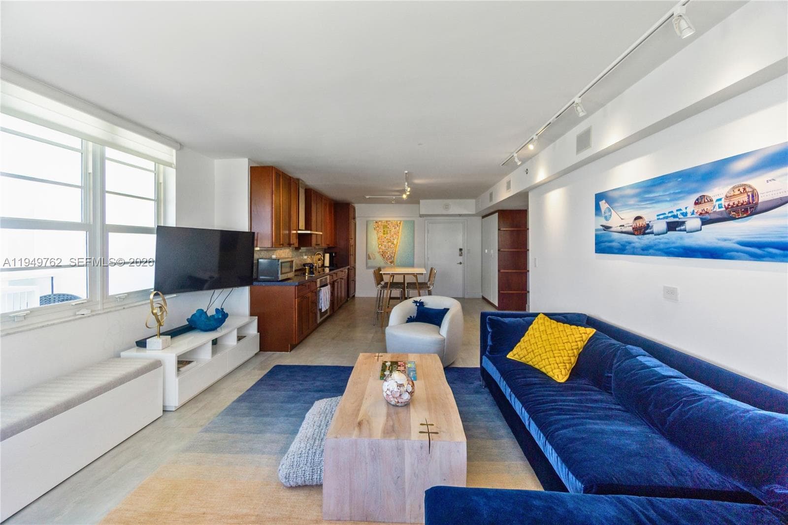 100 Lincoln Rd # 1447, Miami Beach FL 33139 — 5