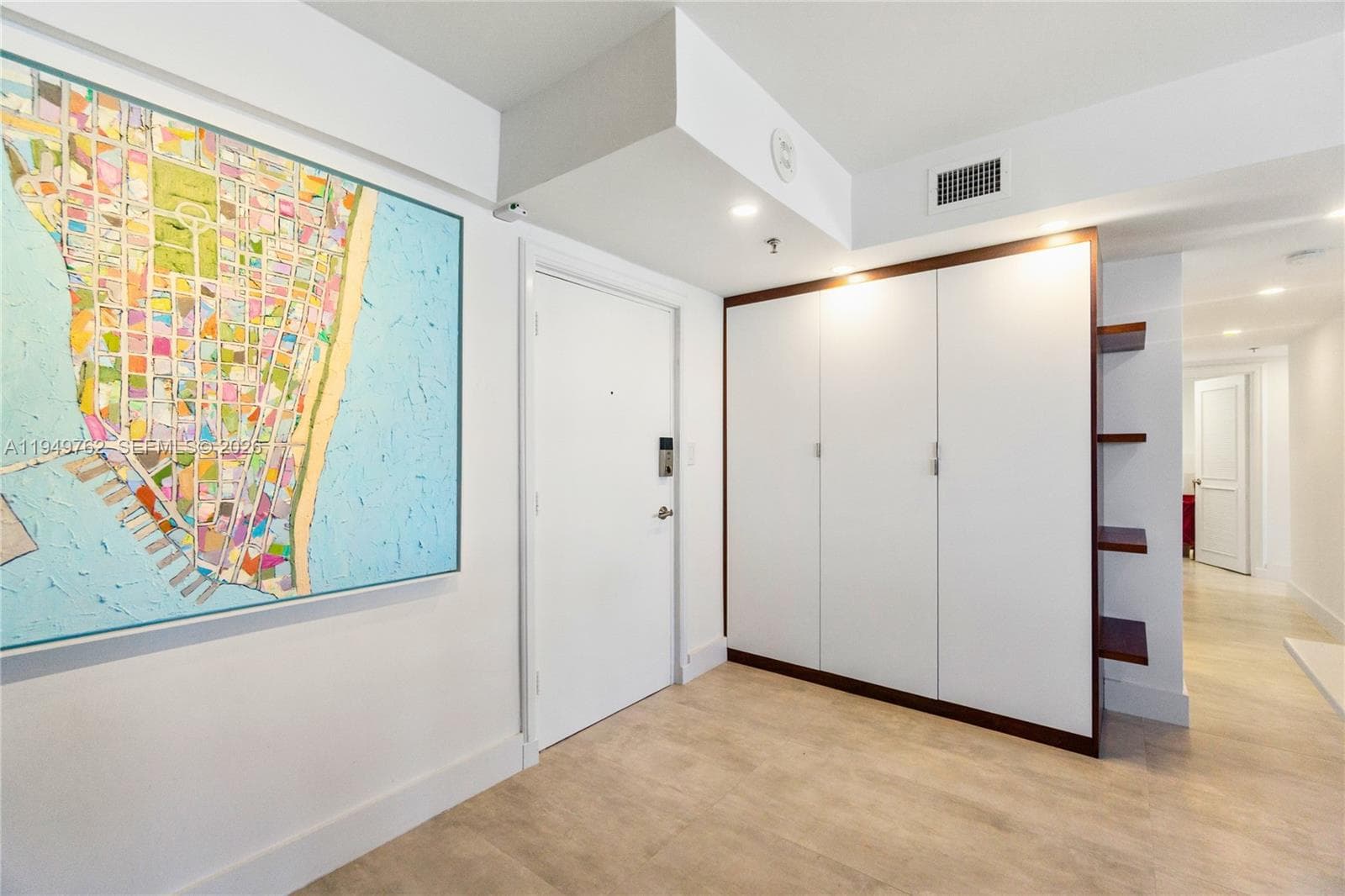 100 Lincoln Rd # 1447, Miami Beach FL 33139 — 11