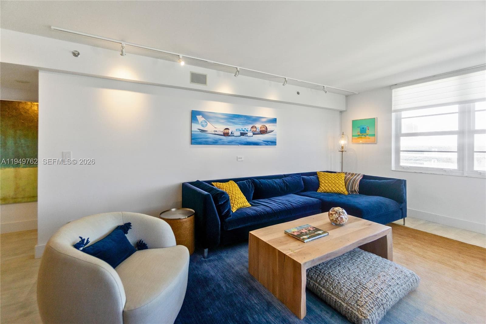 100 Lincoln Rd # 1447, Miami Beach FL 33139 — 4