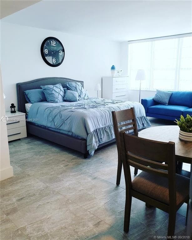 100 Lincoln Road # 707, Miami Beach FL 33139 — 2