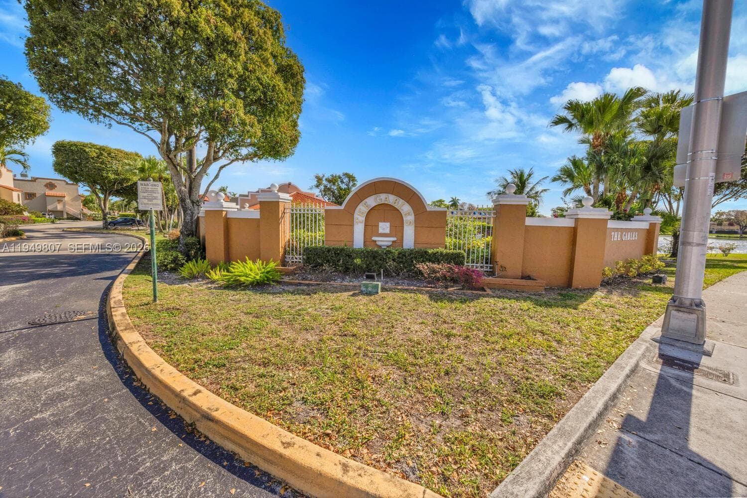 390 NW 86th Ct # 803, Miami FL 33126 — 27