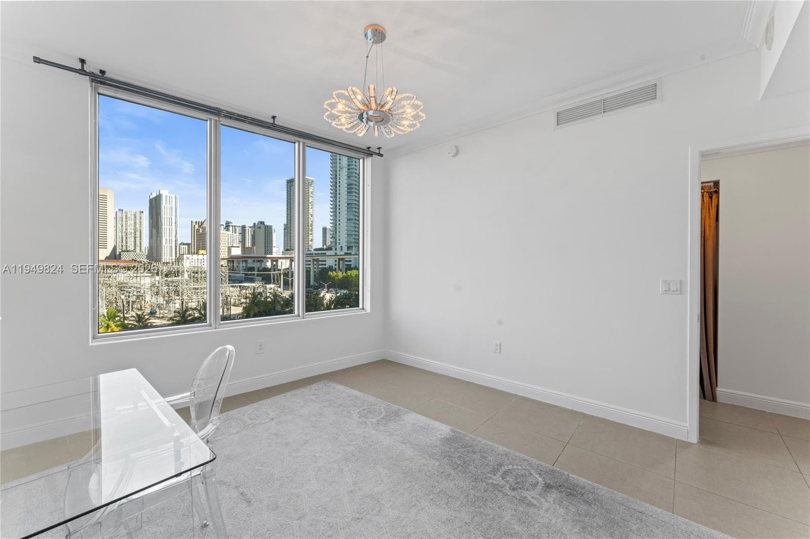 185 SW 7th St # 603, Miami FL 33130 — 17