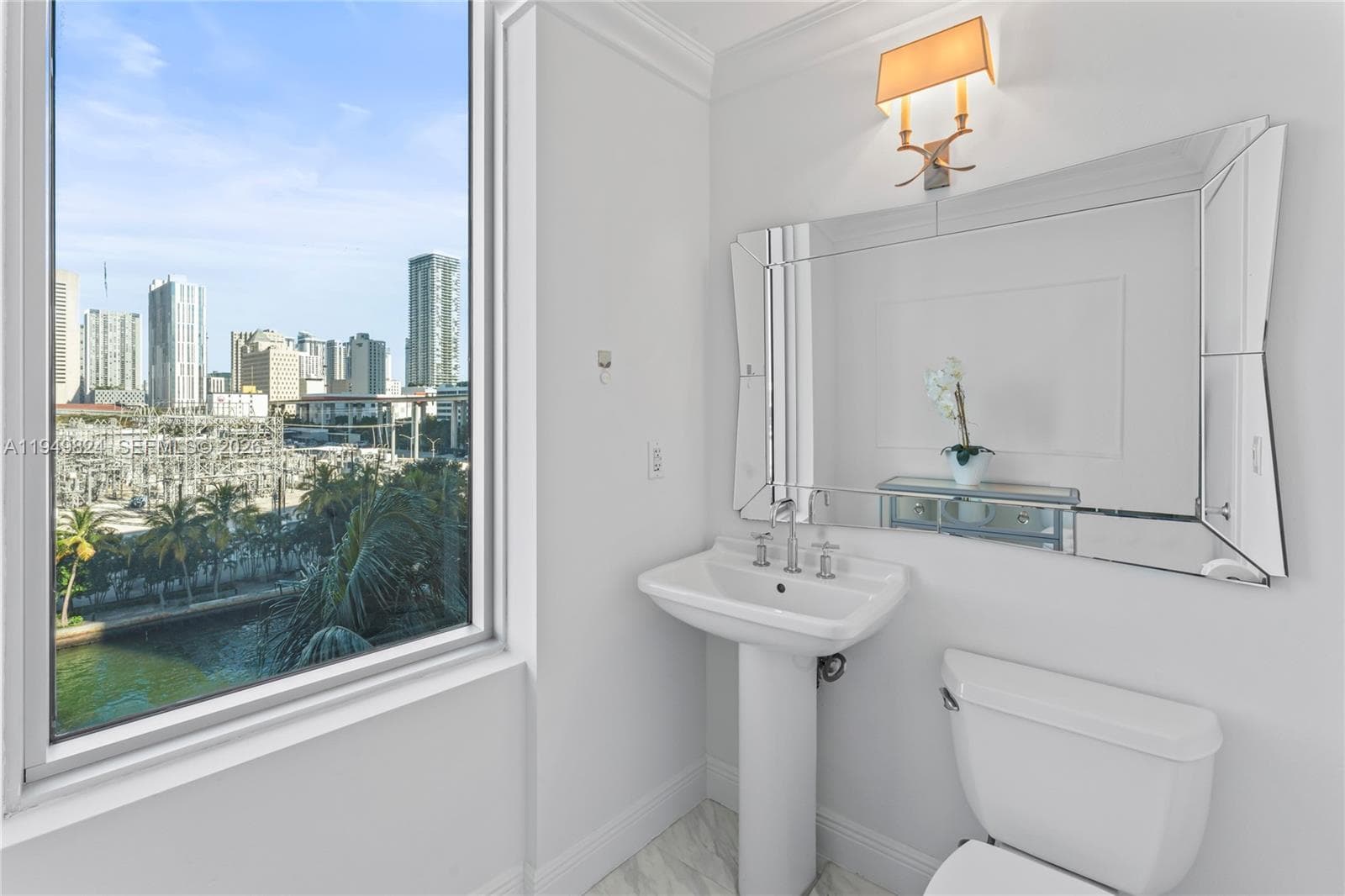 185 SW 7th St # 603, Miami FL 33130 — 24