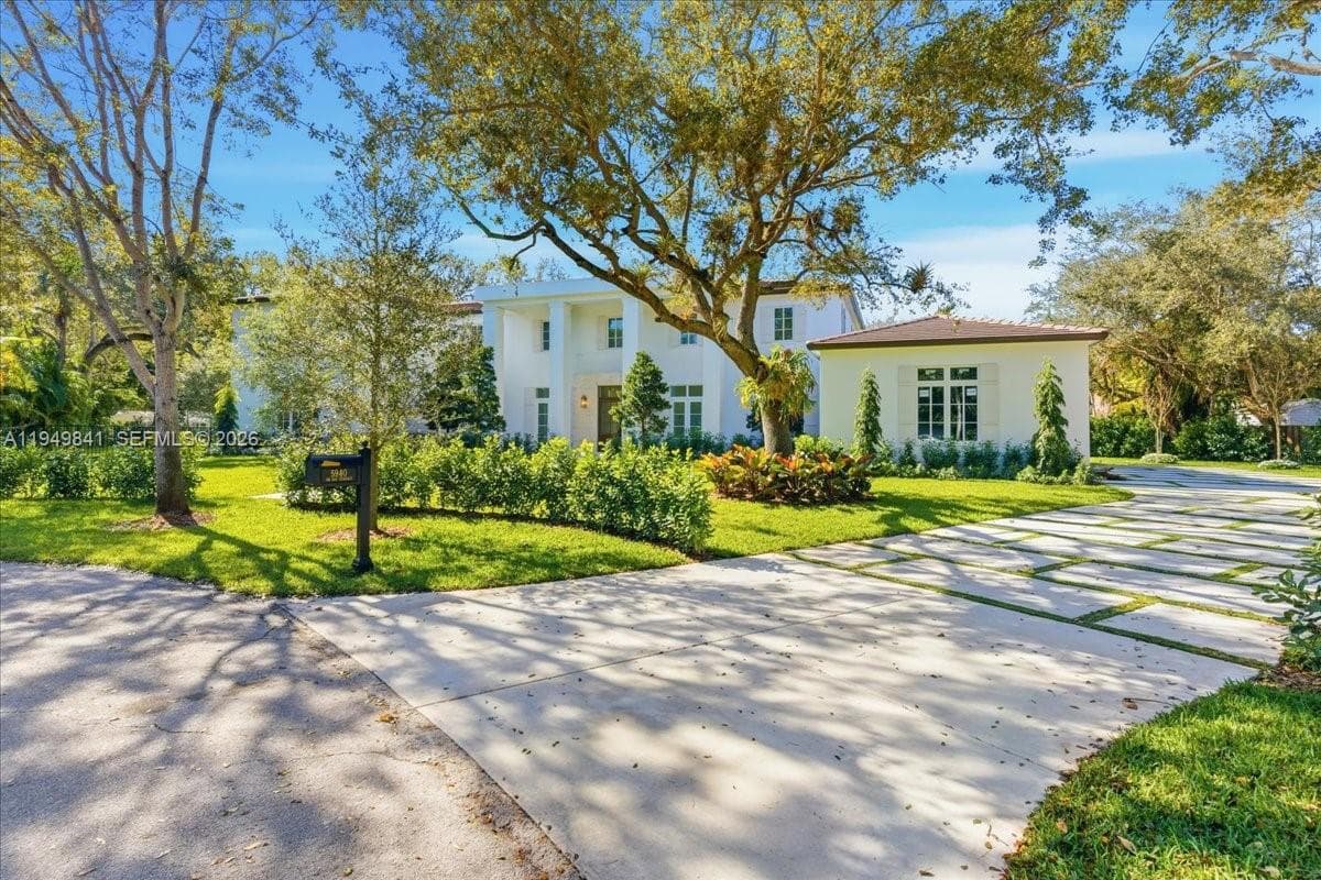 5940 SW 100th Ter, Pinecrest FL 33156 — 2