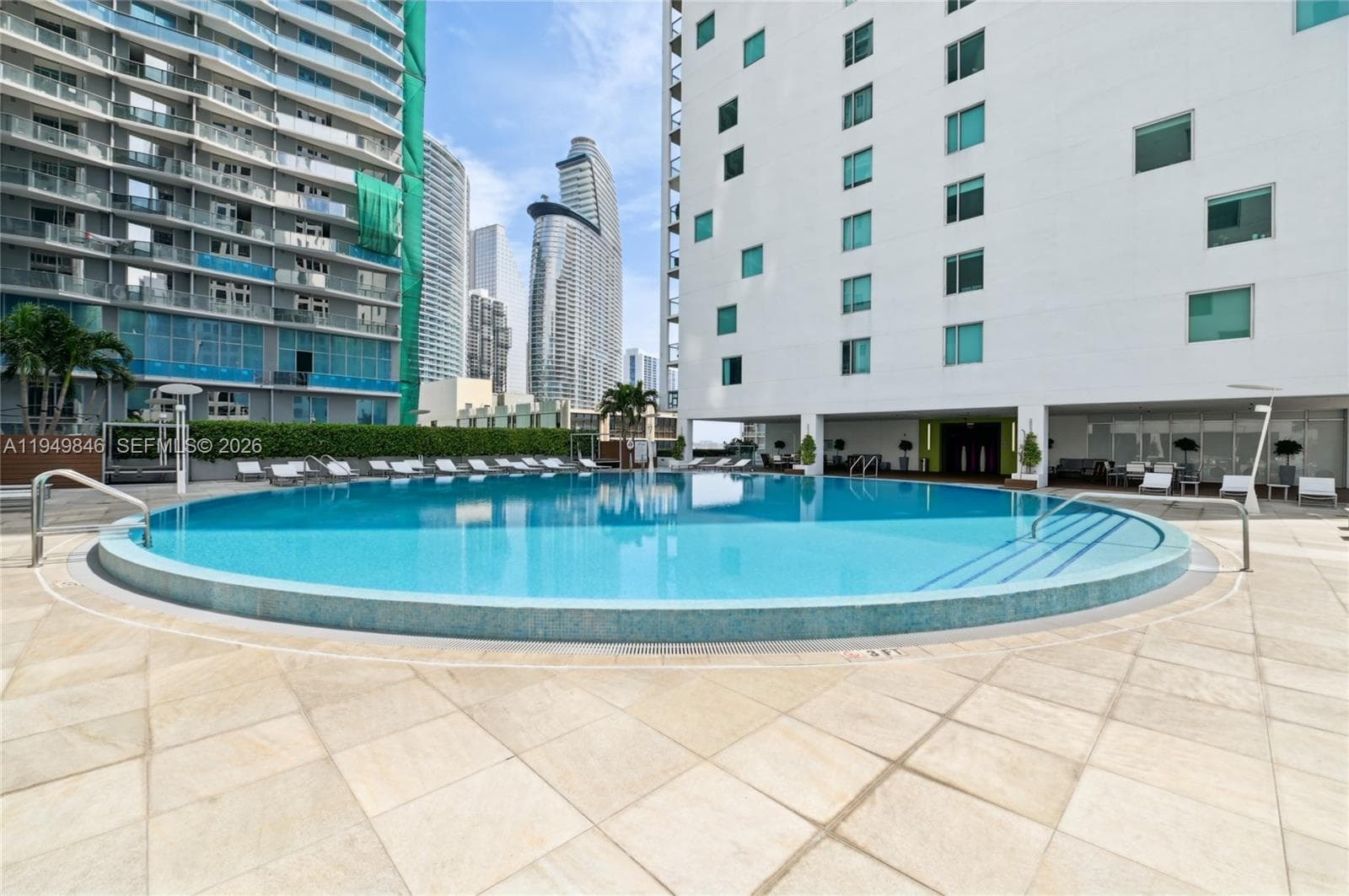 55 SE 6th St # 1608, Miami FL 33131 — 16