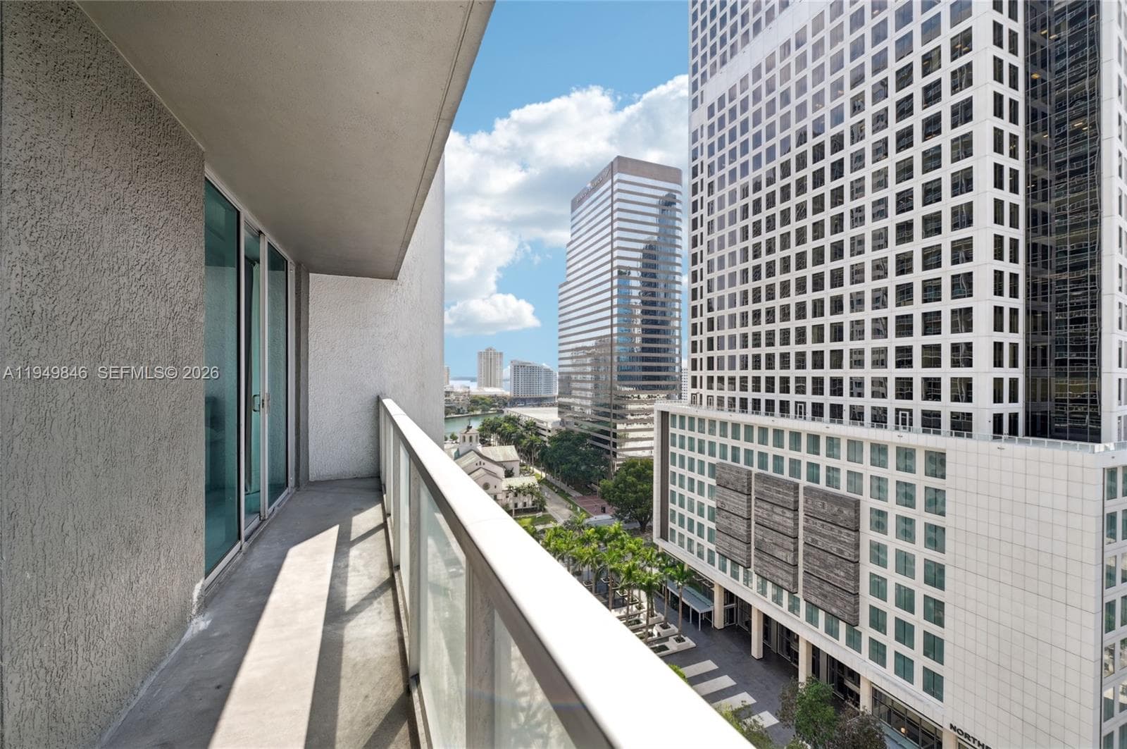55 SE 6th St # 1608, Miami FL 33131 — 12