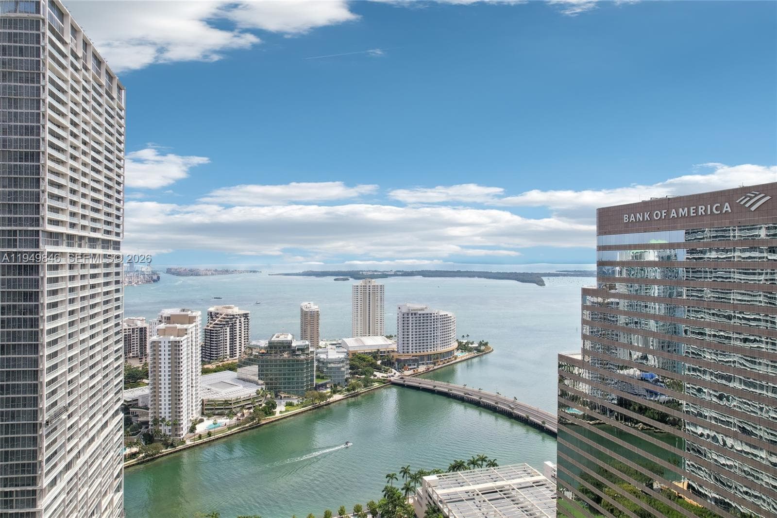 55 SE 6th St # 1608, Miami FL 33131 — 3