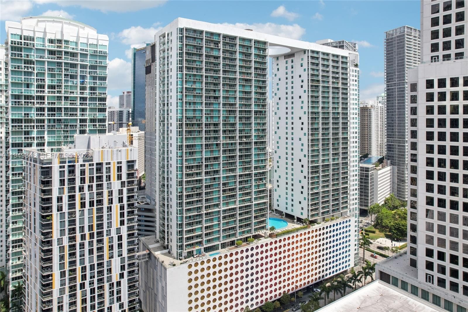 55 SE 6th St # 1608, Miami FL 33131 — 24