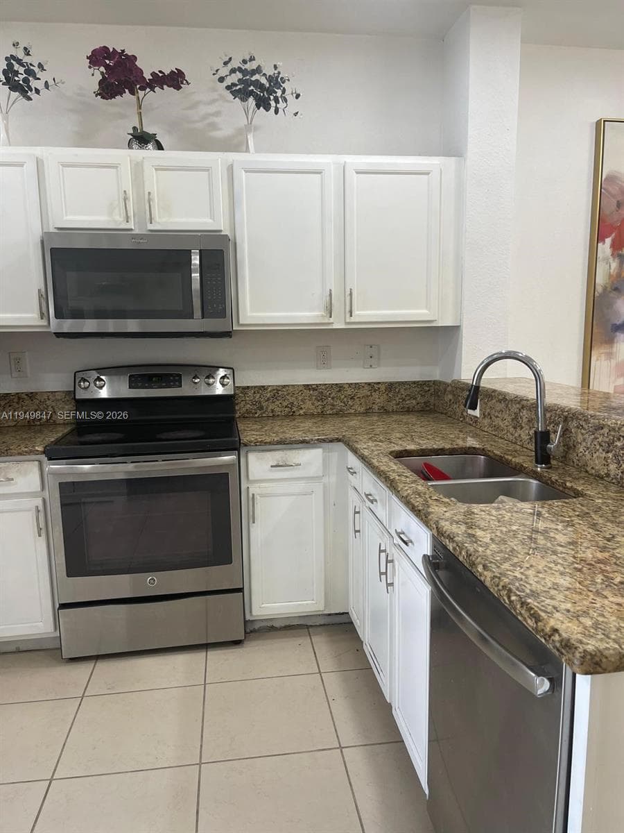 9421 SW 171st Pl, Miami FL 33196 — 4