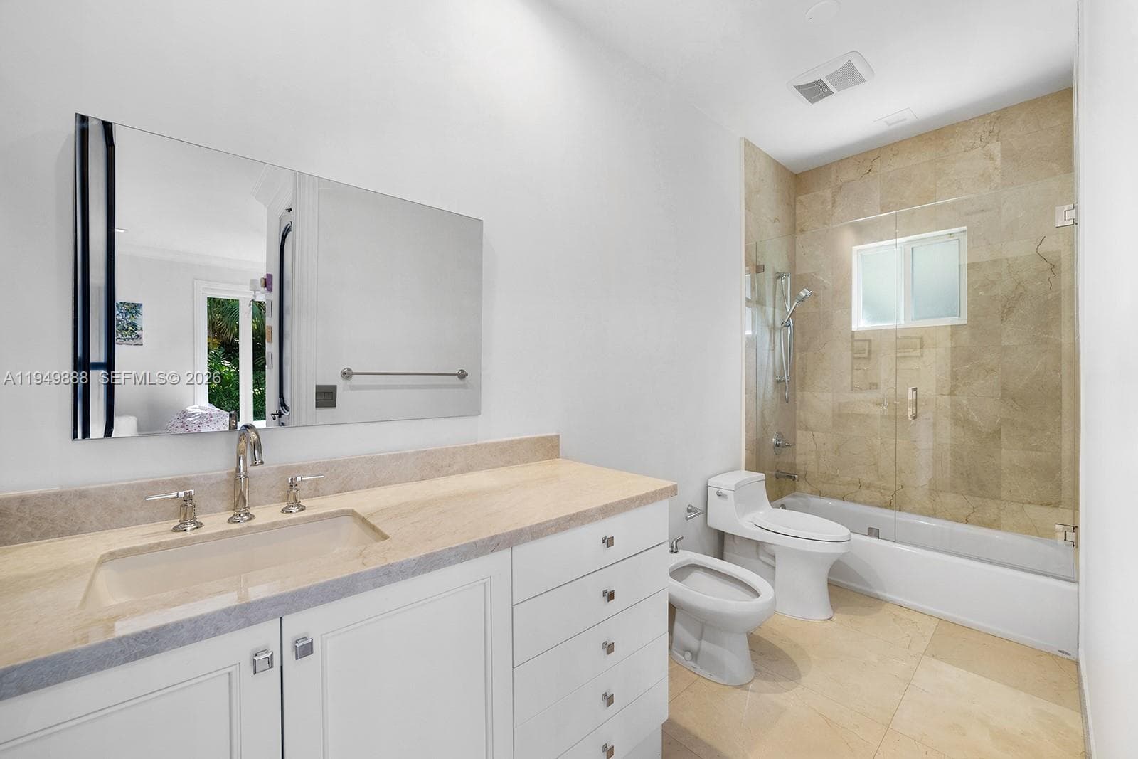 5002 SW 86th St, Miami FL 33143 — 17