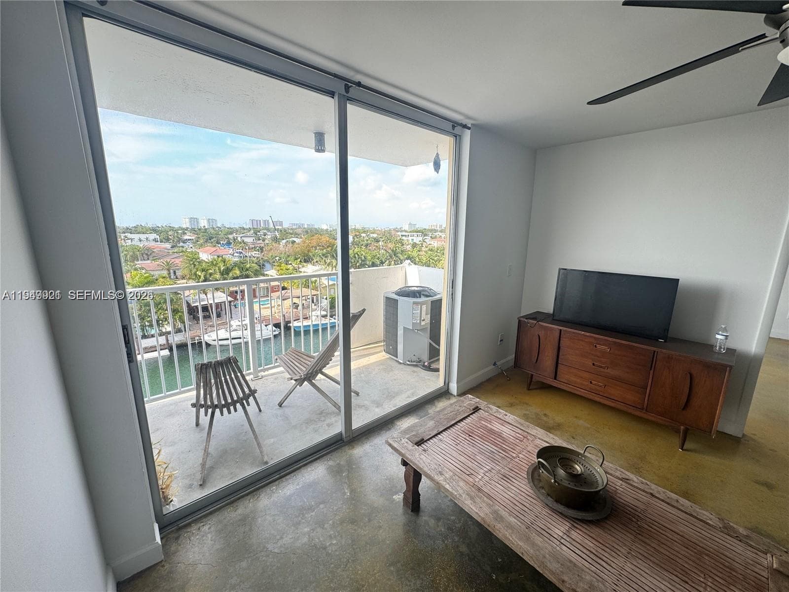 2000 NE 135th St # 606, North Miami FL 33181 — 5