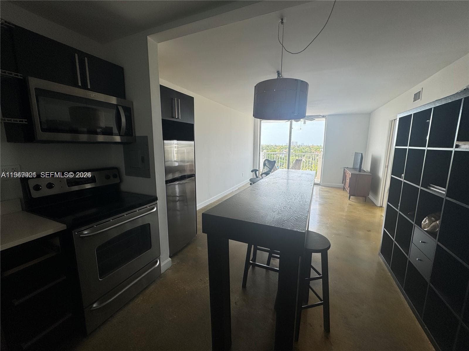 2000 NE 135th St # 606, North Miami FL 33181 — 10