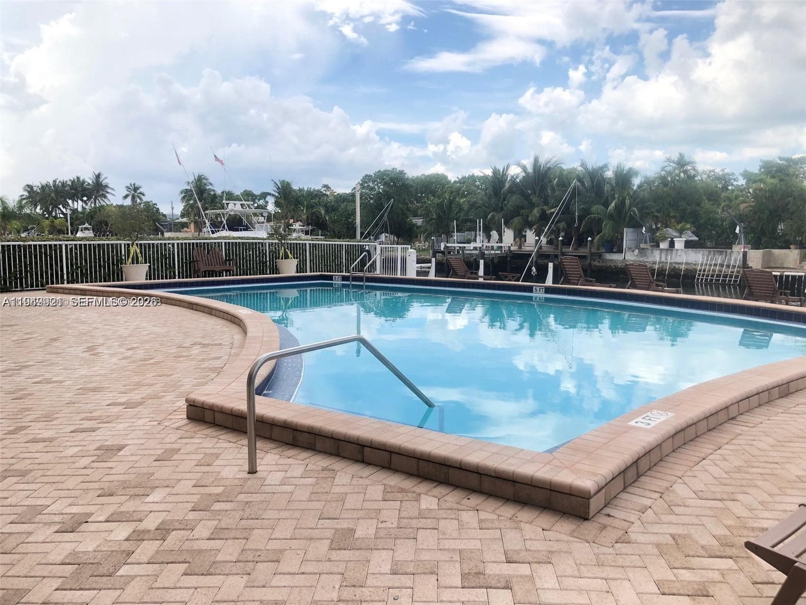 2000 NE 135th St # 606, North Miami FL 33181 — 14