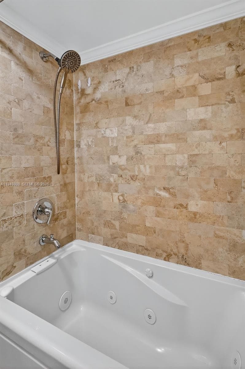 3745 NE 171st St # 57, North Miami Beach FL 33160 — 9