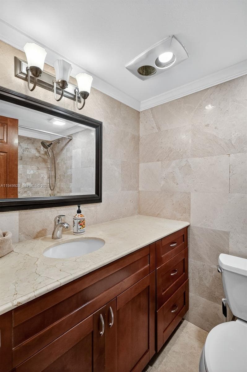 3745 NE 171st St # 57, North Miami Beach FL 33160 — 8