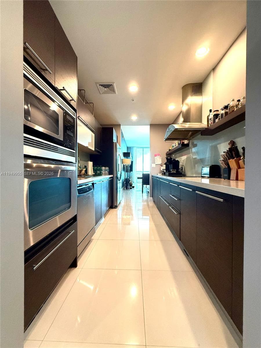 7928 East Dr # 905, North Bay Village FL 33141 — 6