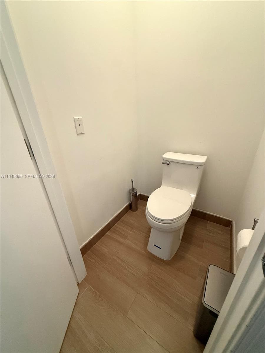 7928 East Dr # 905, North Bay Village FL 33141 — 16