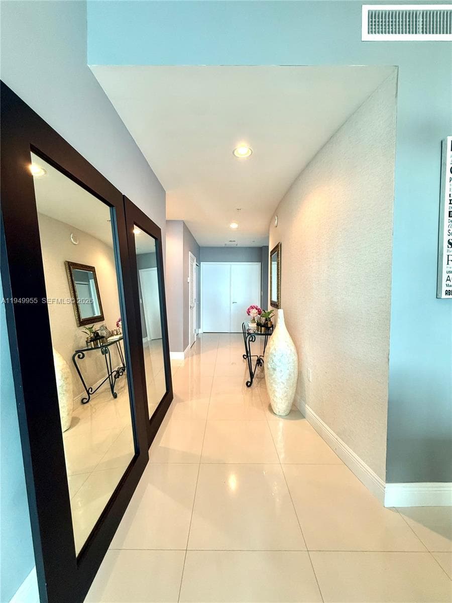 7928 East Dr # 905, North Bay Village FL 33141 — 12