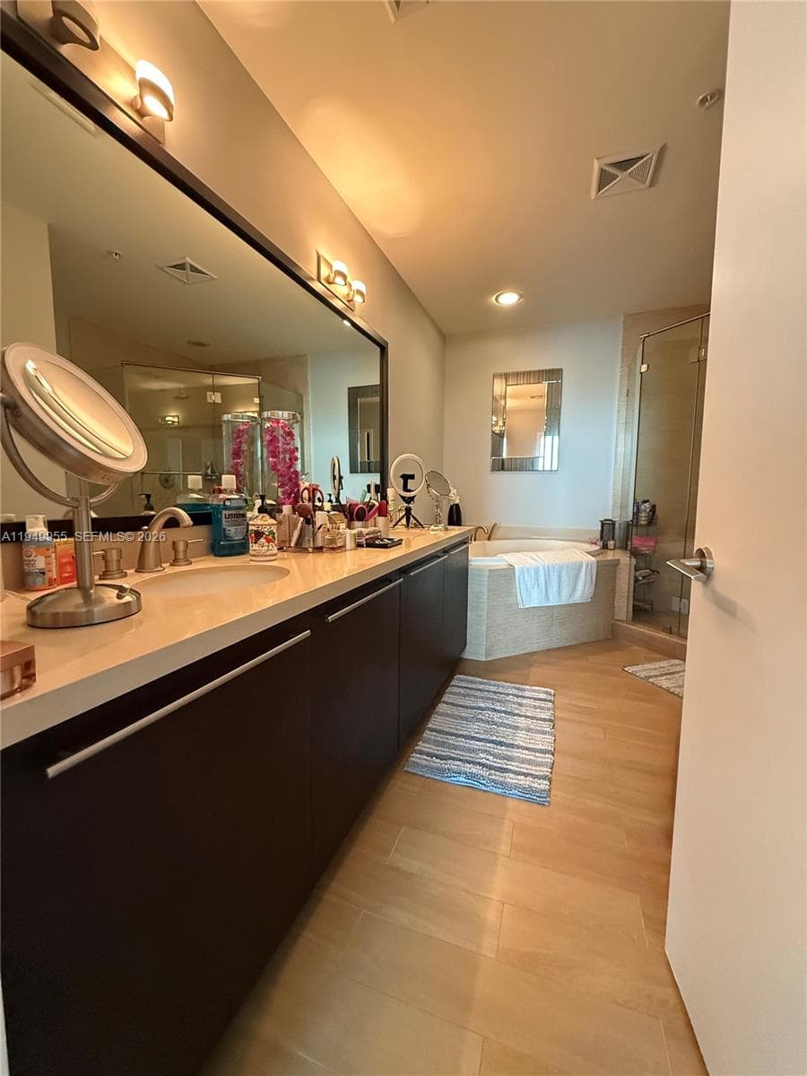 7928 East Dr # 905, North Bay Village FL 33141 — 15