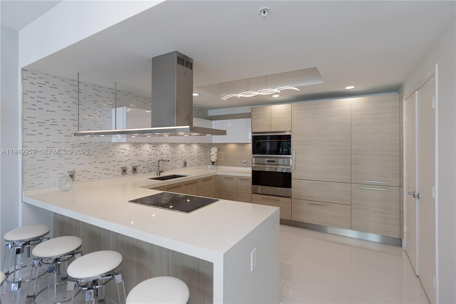 17111 Biscayne Blvd # 505, North Miami Beach FL 33160 — 13