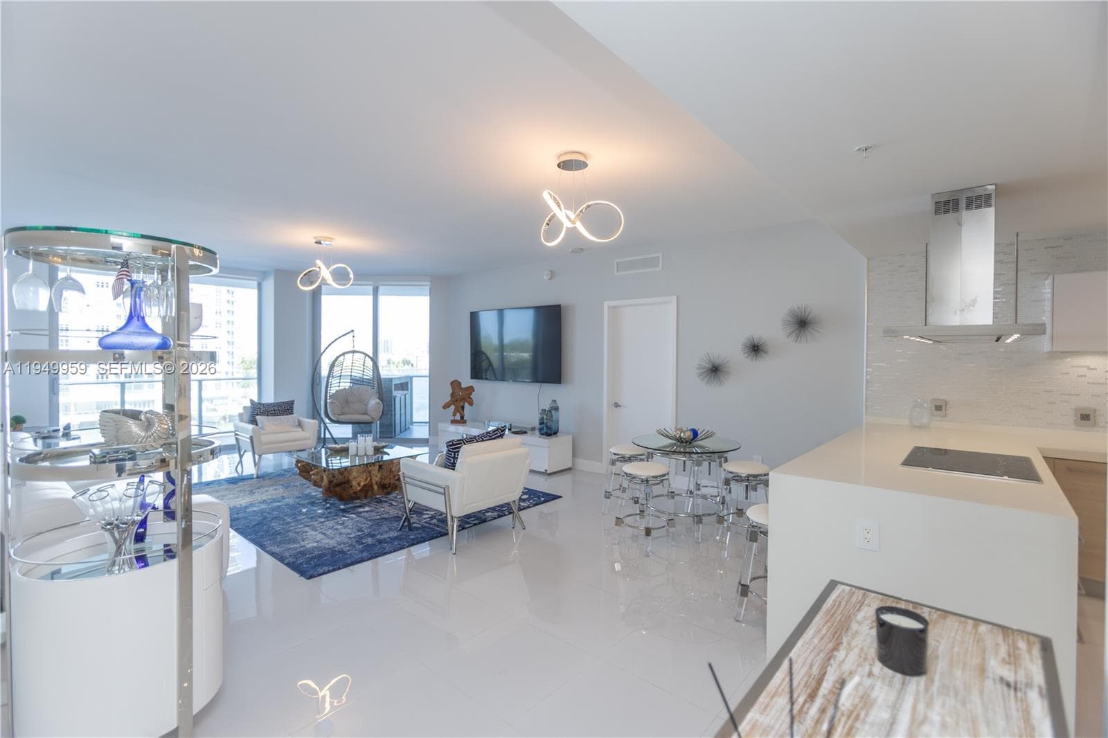 17111 Biscayne Blvd # 505, North Miami Beach FL 33160 — 24