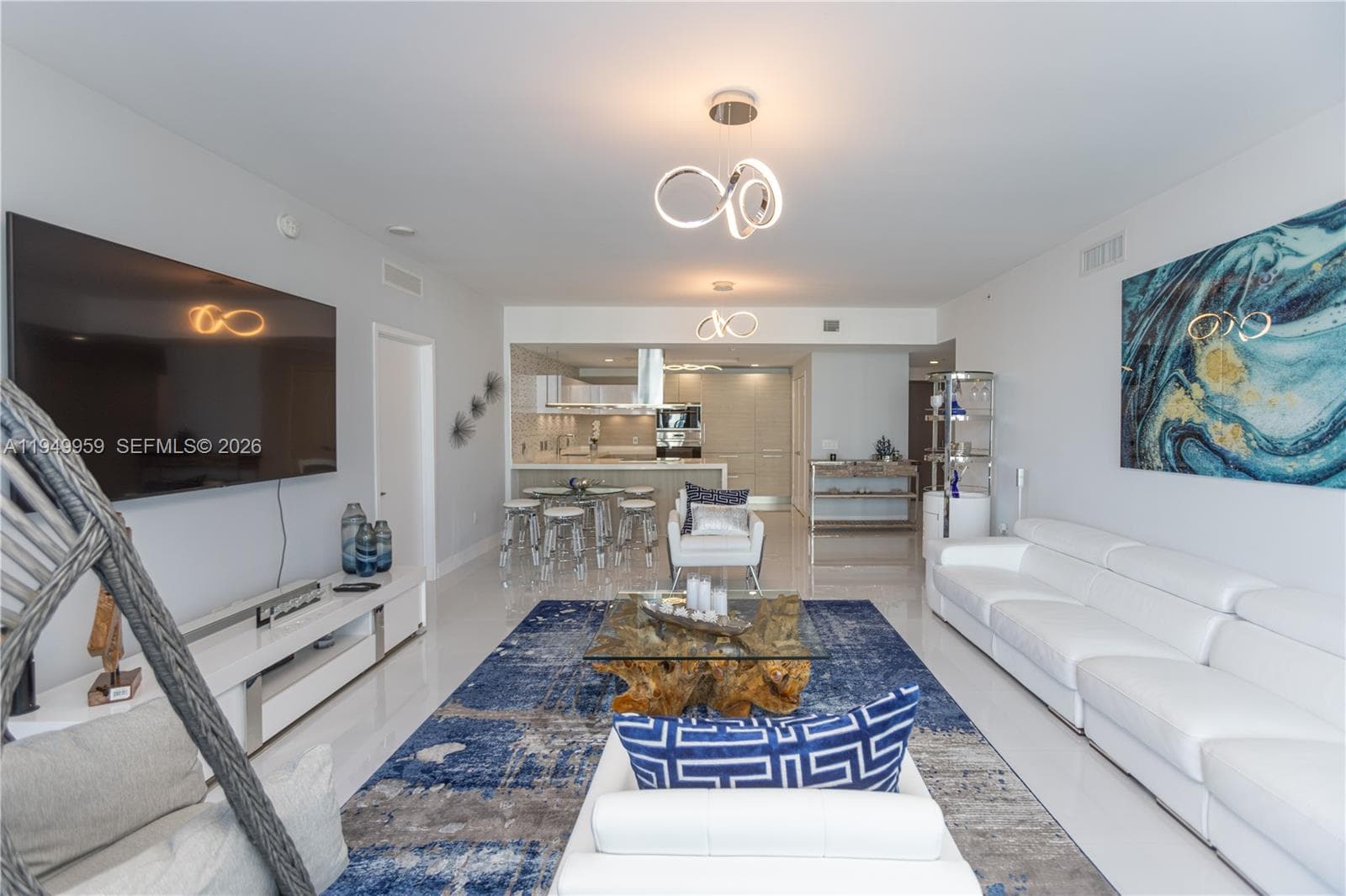 17111 Biscayne Blvd # 505, North Miami Beach FL 33160 — 18