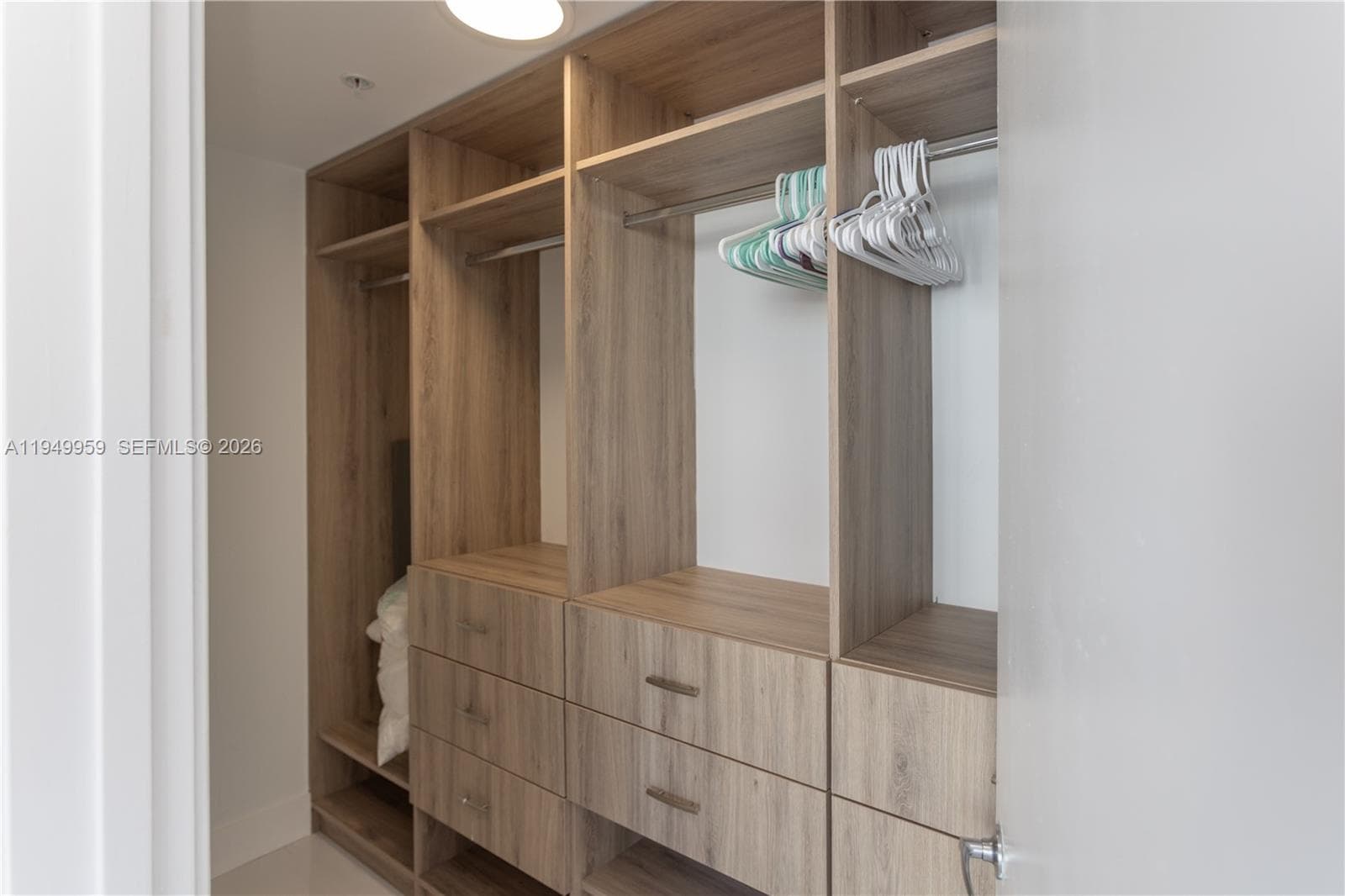 17111 Biscayne Blvd # 505, North Miami Beach FL 33160 — 11