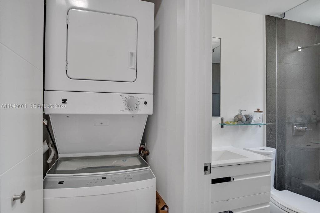 747 Michigan Ave # 201, Miami Beach FL 33139 — 16