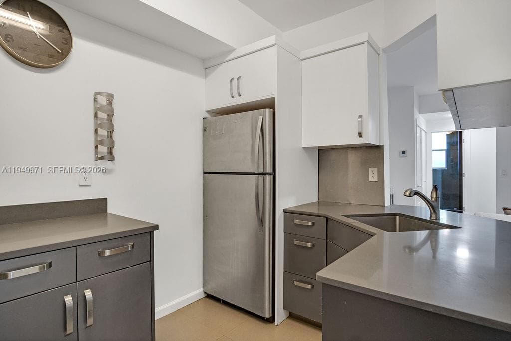 747 Michigan Ave # 201, Miami Beach FL 33139 — 5