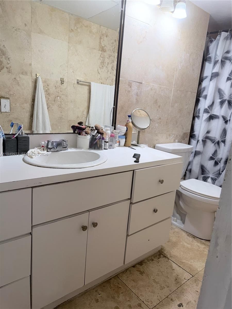 11930 NE 19th Dr # 28, North Miami FL 33181 — 17