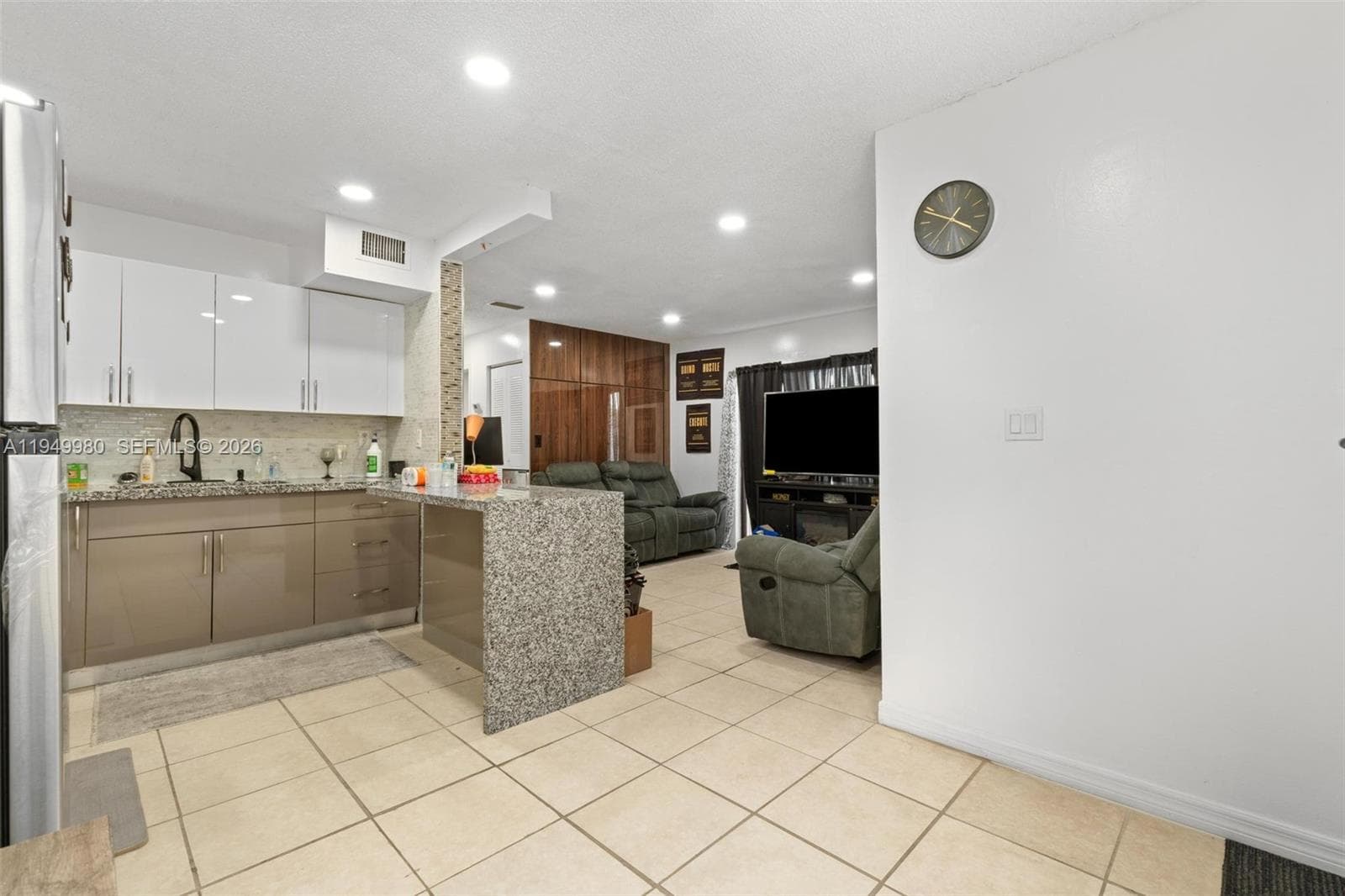 475 NW 210th St # 201, Miami Gardens FL 33169 — 6