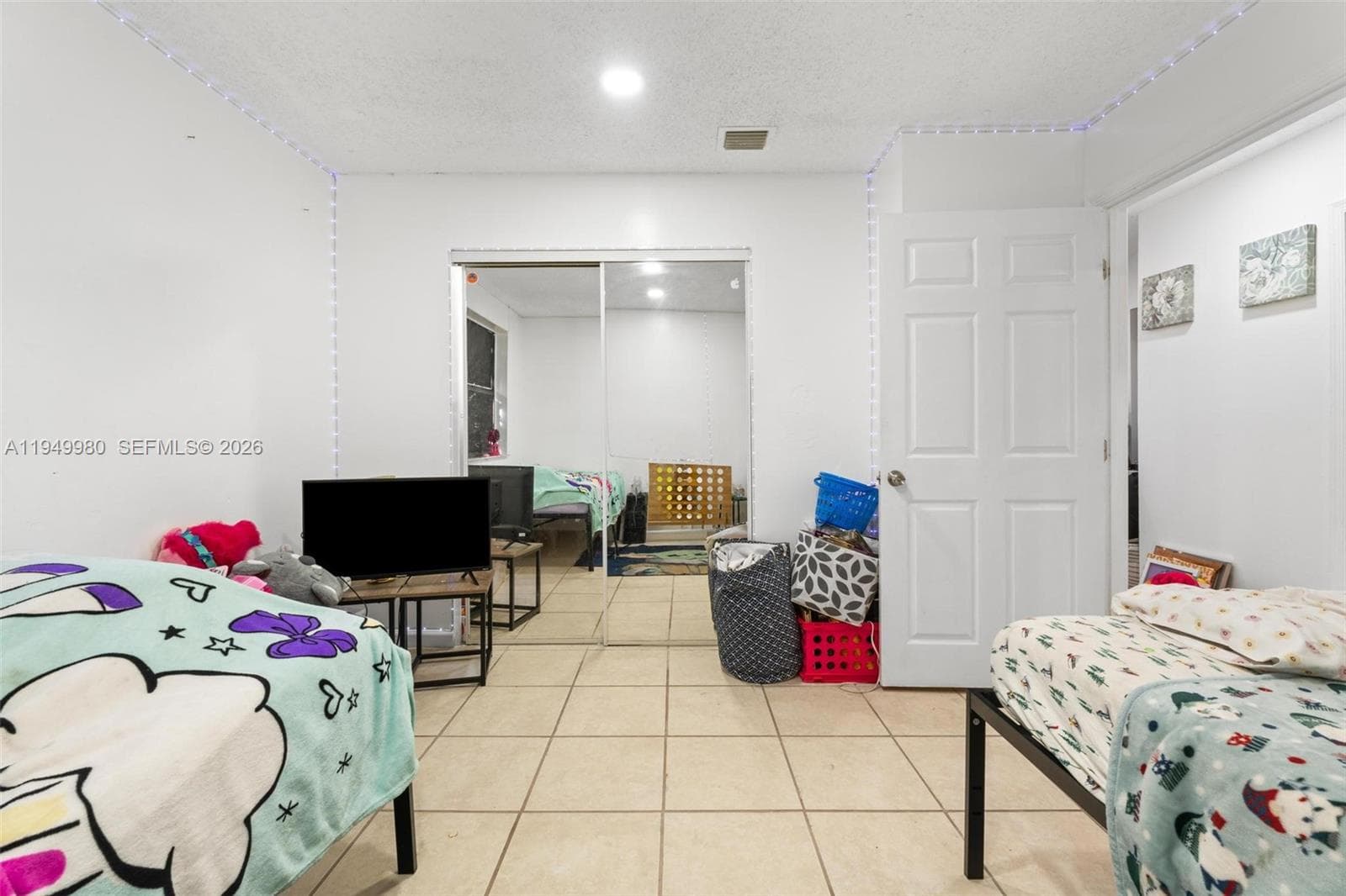 475 NW 210th St # 201, Miami Gardens FL 33169 — 17