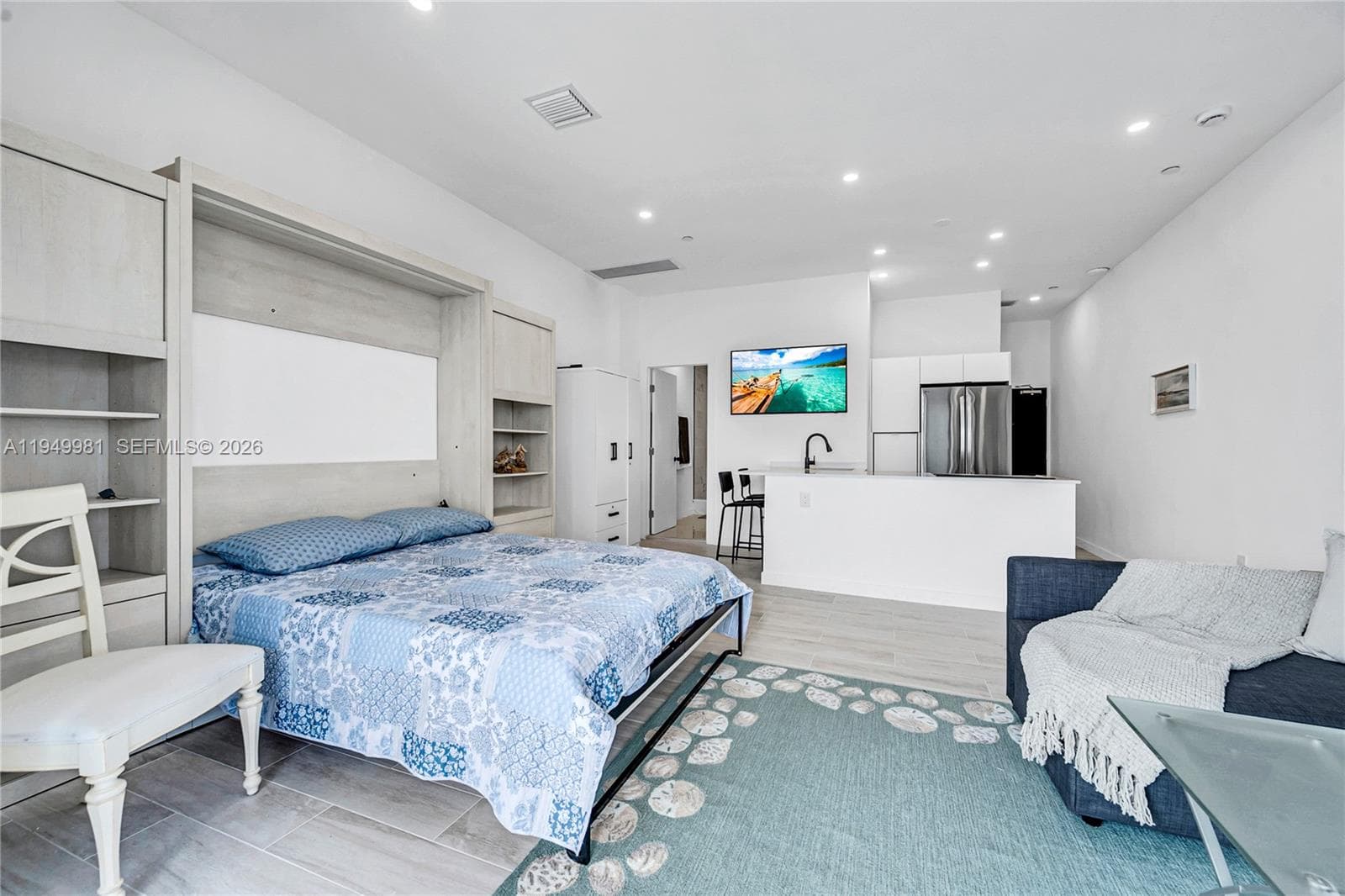 1500 Bay Rd # 1536S, Miami Beach FL 33139 — 15