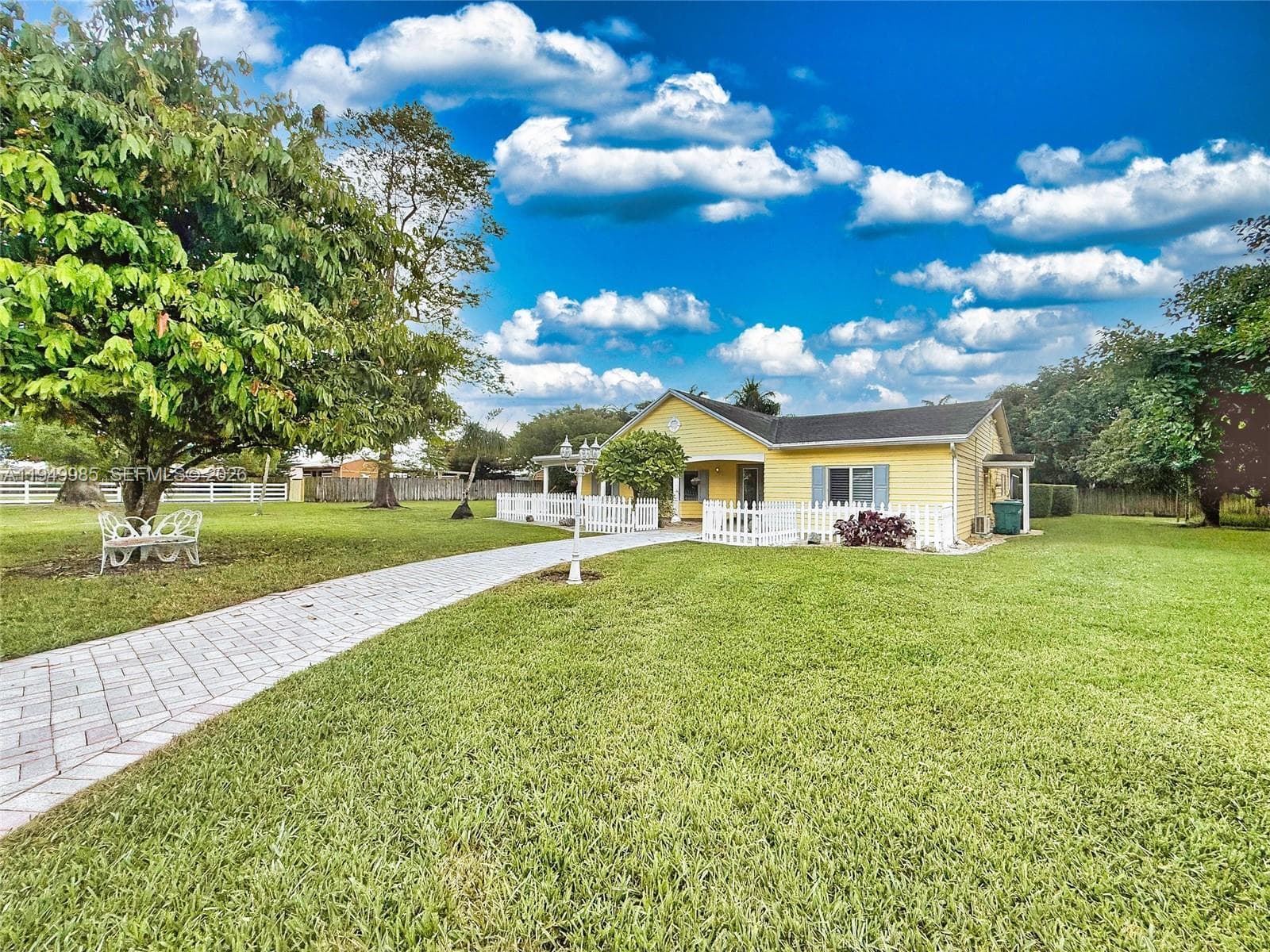 19280 SW 304th St, Homestead FL 33030 — 2