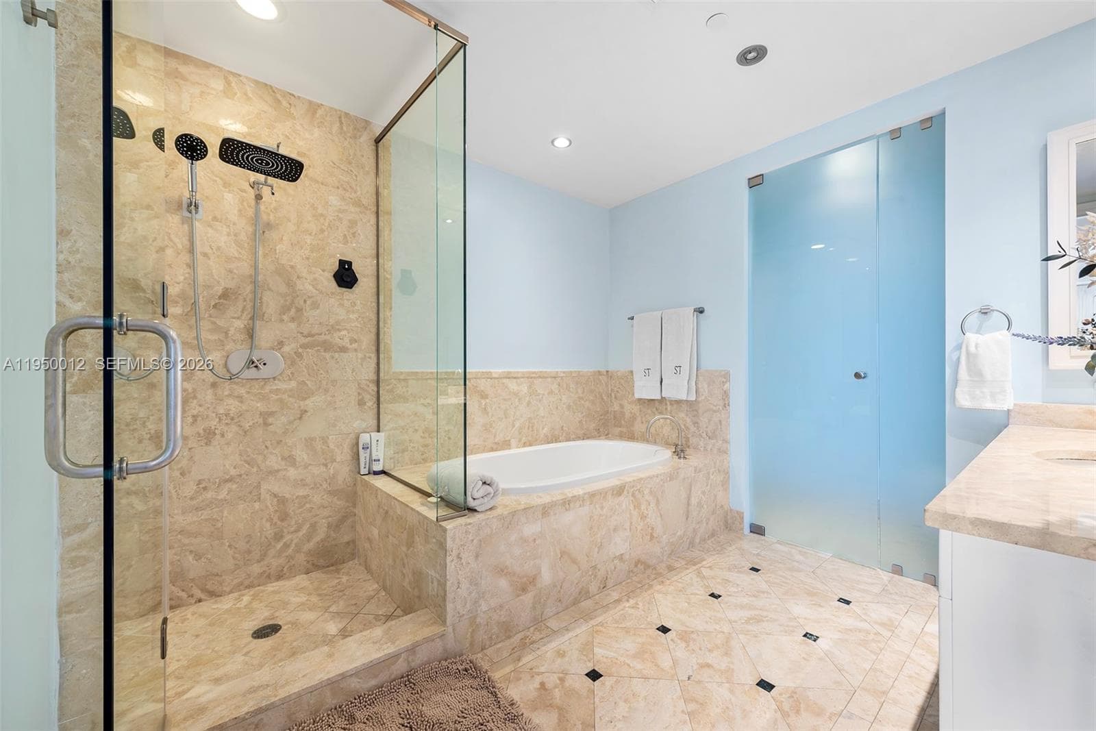 1425 Brickell Ave # 58E, Miami FL 33131 — 25