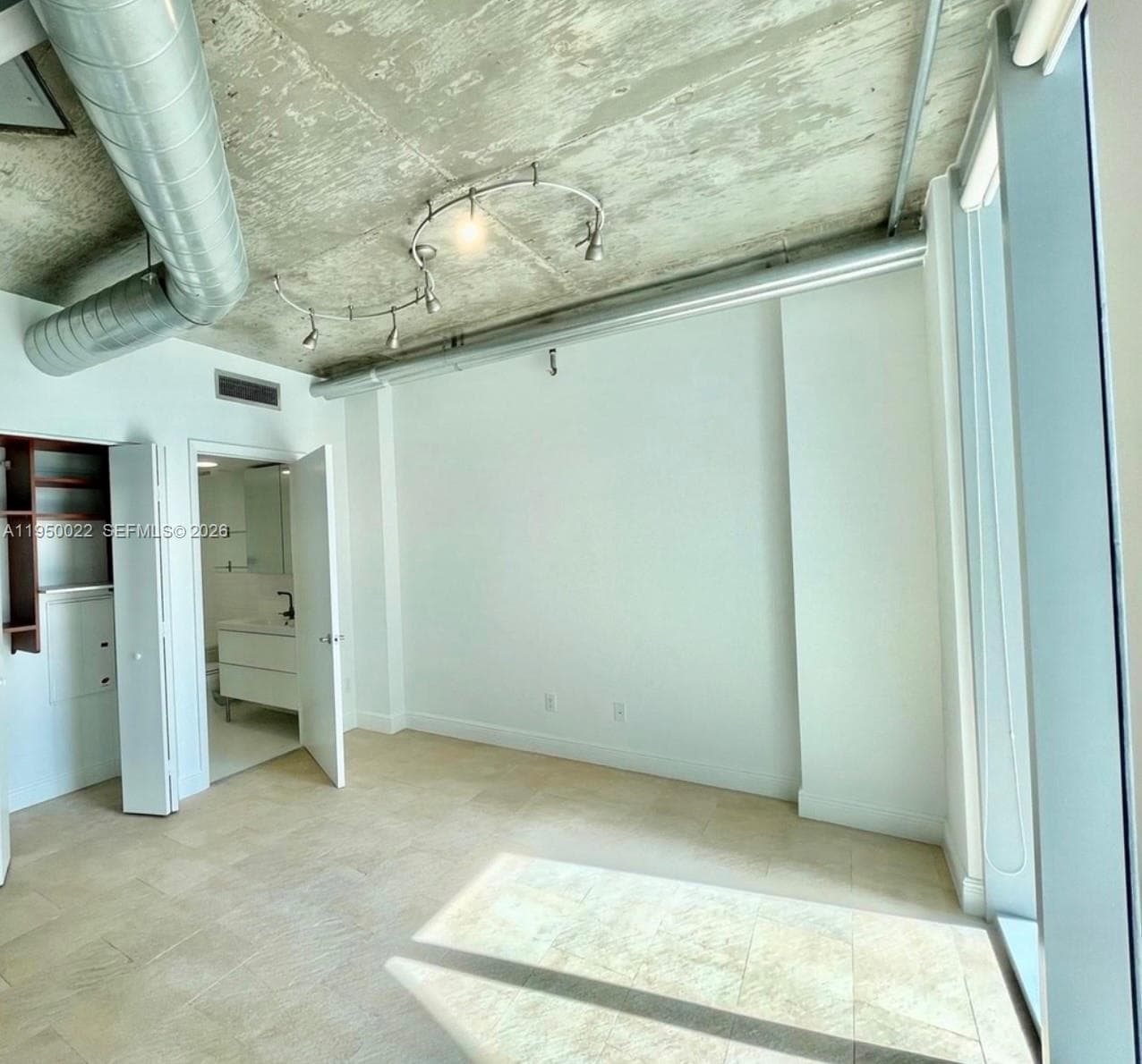 690 SW 1st Ct # 2134, Miami FL 33130 — 3