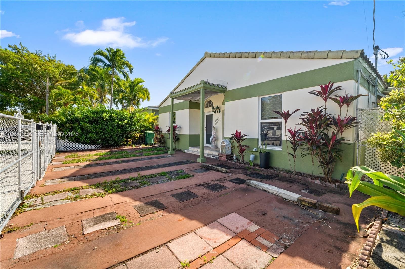 1428 SW 20th St, Miami FL 33145 — 13