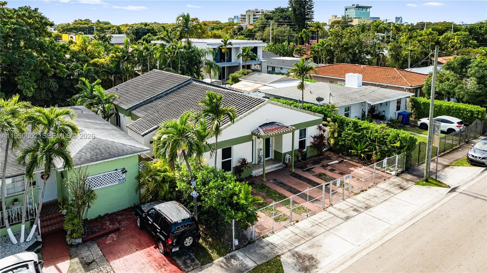 1428 SW 20th St, Miami FL 33145 — 10