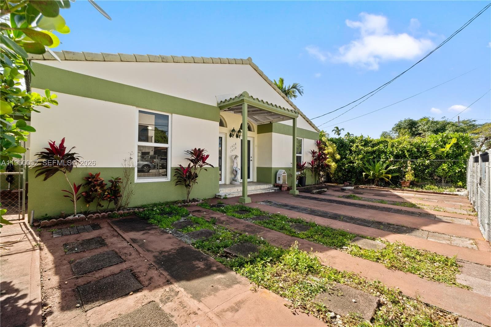 1428 SW 20th St, Miami FL 33145 — 14